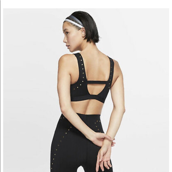 Nike Sports bra - Picture 2 of 5